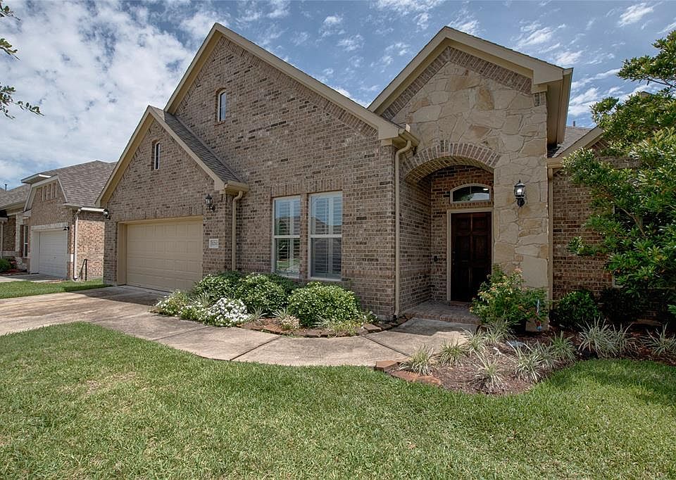 1st image of 1210 Abigail Ln