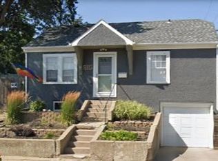 810 E East Ave, Bismarck, ND 58501