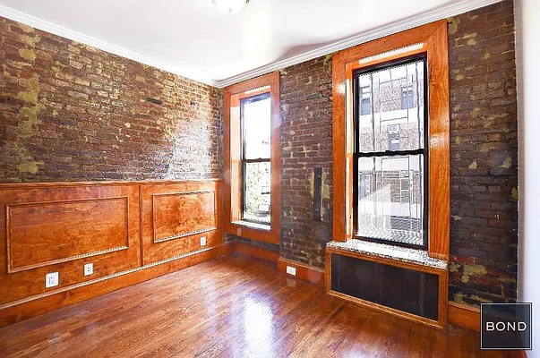 Rented by Bond New York | media 19