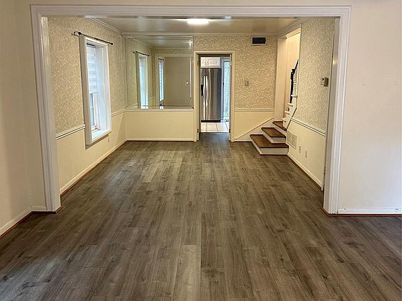 5th image of 3129 Mockingbird Ln