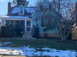 4618 14th St N, Arlington, VA 22207