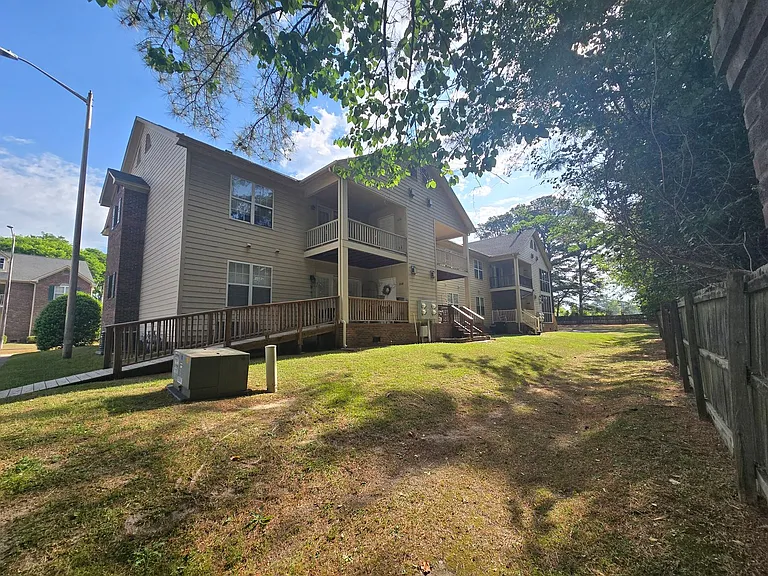 3411 Lainey Ln #C — Photo 25