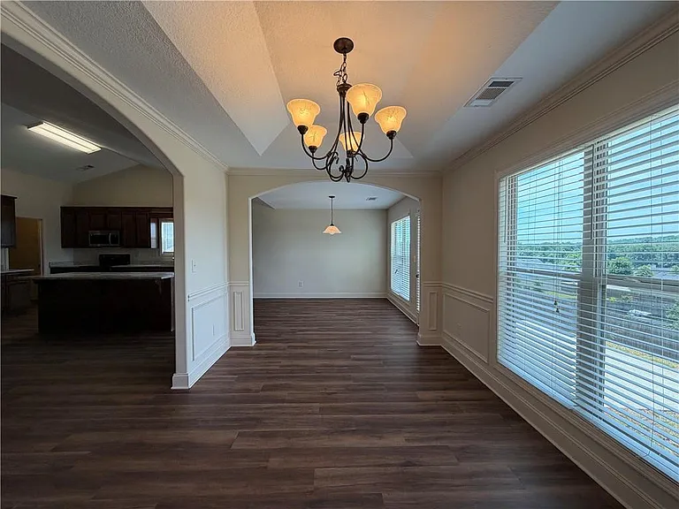 2125 Savannah Dr — Photo 8