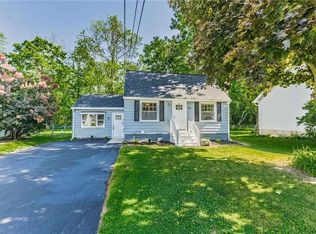 83 Orchard St, Webster, NY 14580