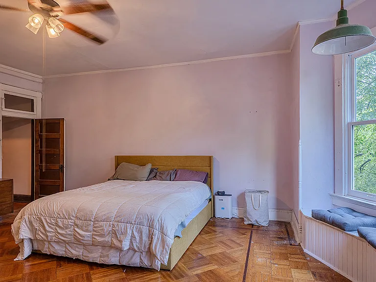 2222 Linden Ave — Photo 21