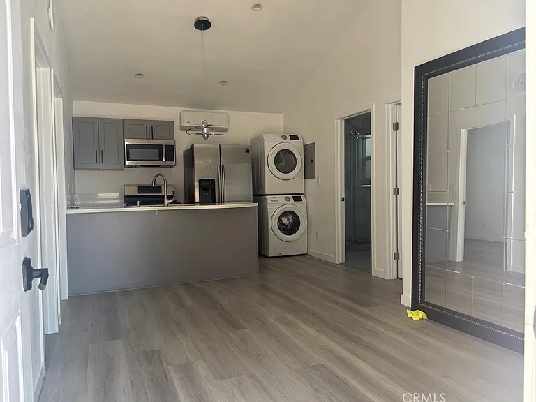 7545 Shoup Ave — Photo 2