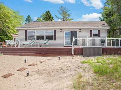 3885 Pointe Dr, Carp Lake, MI, 49718