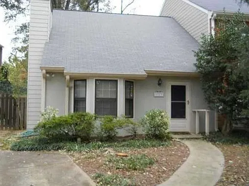 2 bed, 2.5 bath, 1452 sqft, $1,850 — Photo 1