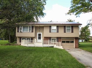 8892 Fargo Rd, Stafford, NY 14143