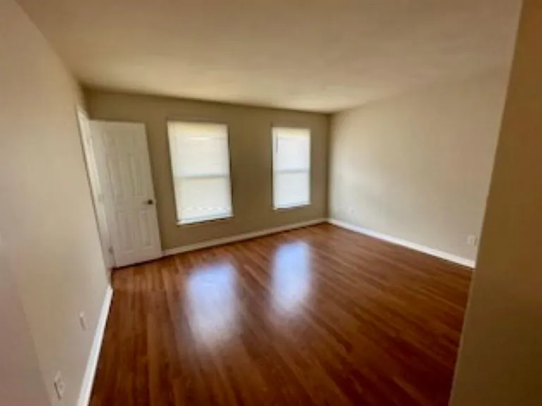3205 Chicory Ct — Photo 12