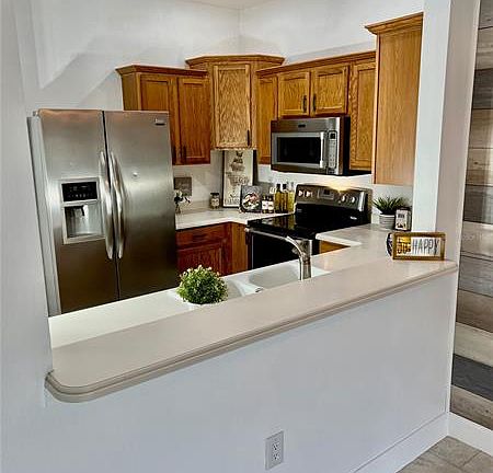 5th image of 3762 Parkridge Cir #3762