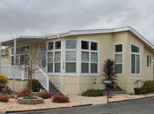 118 Estrella Dr, Santa Rosa, CA 95403