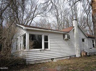 13511 Wilson Rd, New Buffalo, MI 49117