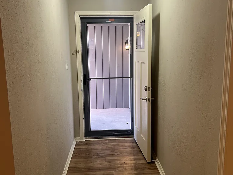 6213 NW Birch Ave — Photo 22
