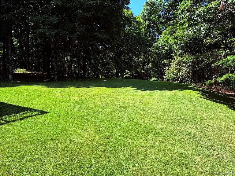126 Carter Rd — Photo 24