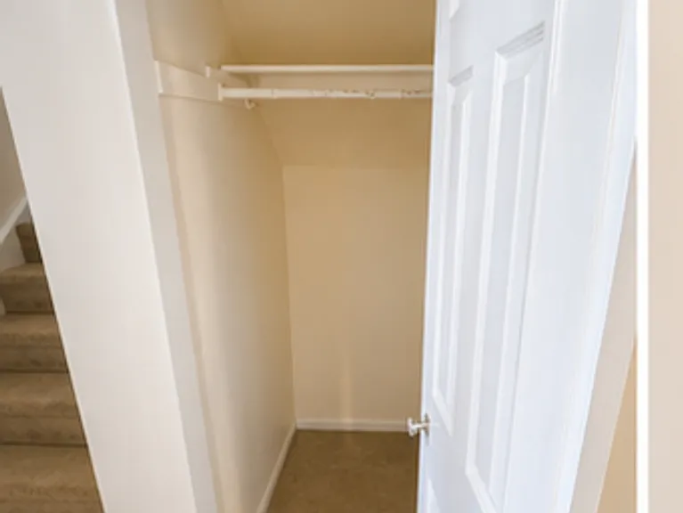 655 Talcottville Rd — Photo 13