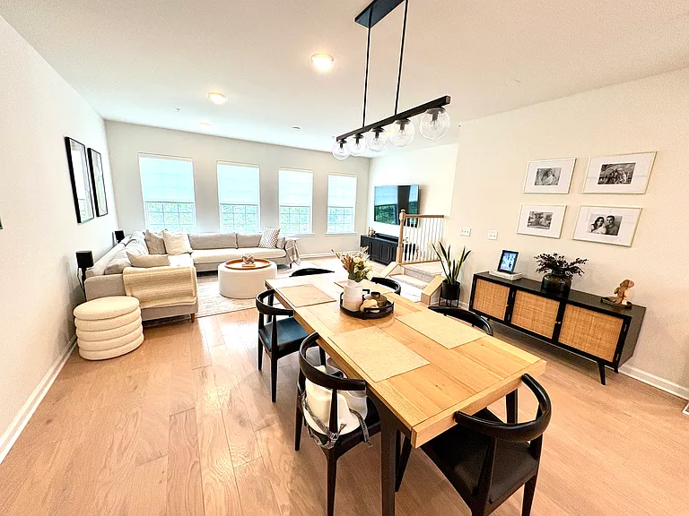 12 Plaza Rd #56 — Photo 8
