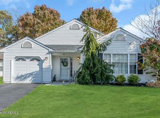 96 Sleepy Hollow Dr, Brick, NJ 08724