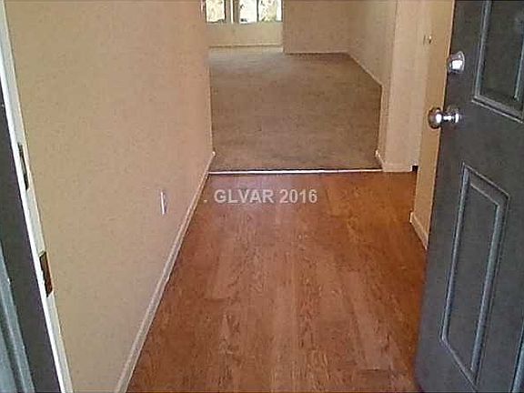 2nd image of 3388 Glacial Lake St