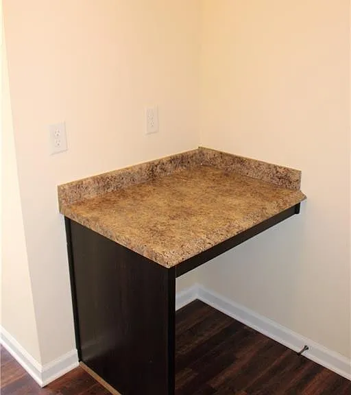 Riverdance Dr NW — Photo 14