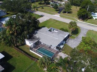 2926 8th Ave SW, Largo, FL 33770