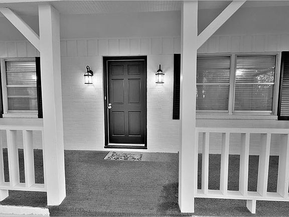 4th image of 2302 Delwhite Dr