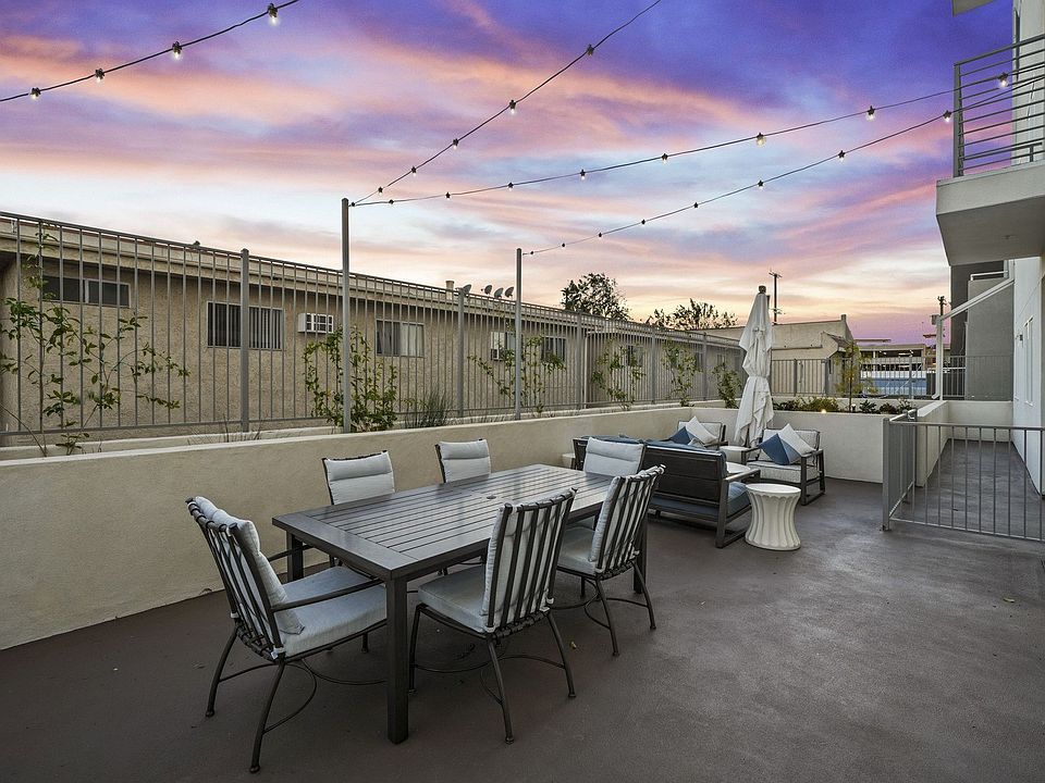 Skye at Warner Center 20944 Vanowen St Canoga Park CA Zillow