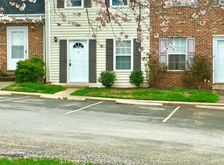 9 Kingsbridge Ct, Warrenton, VA 20186