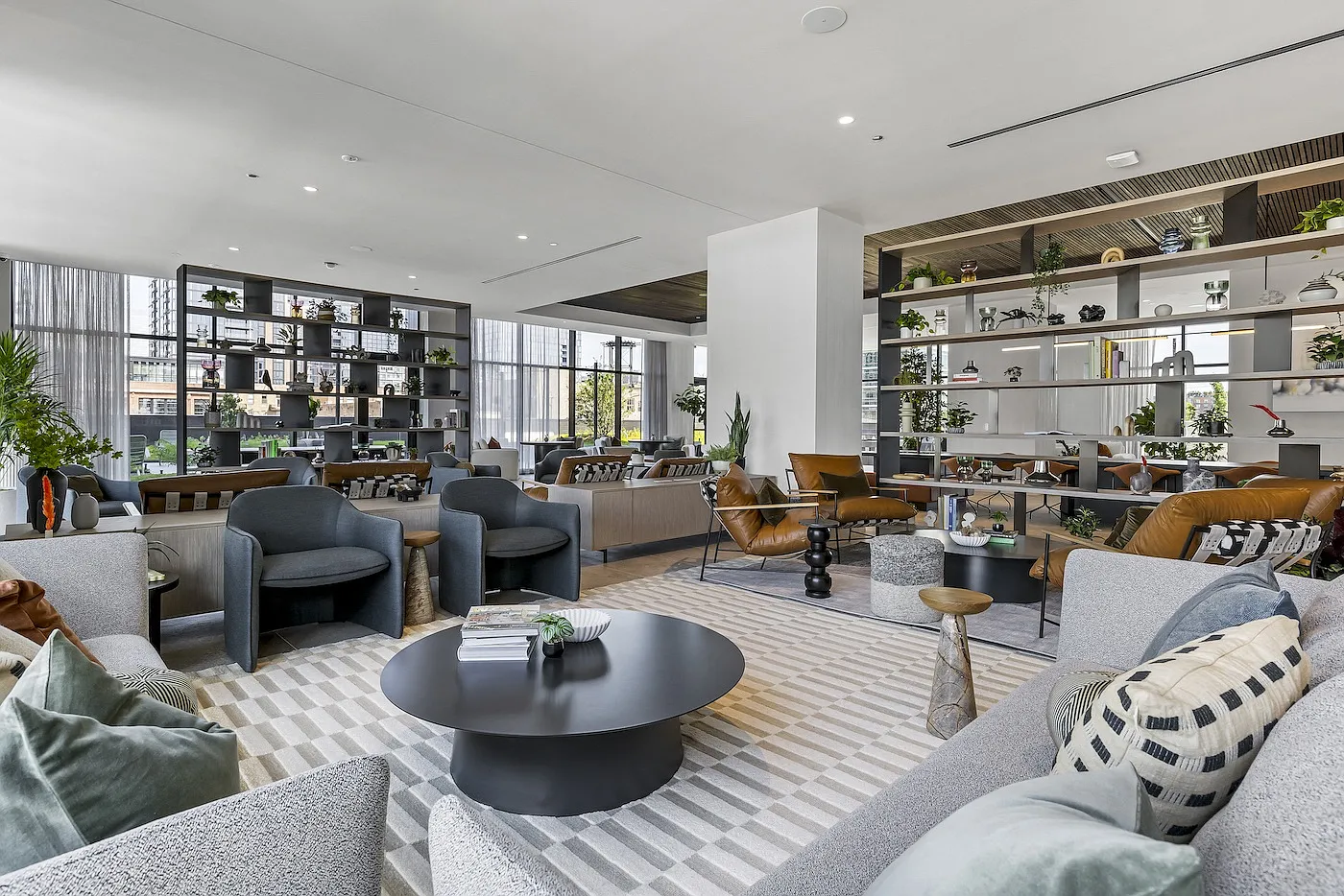 The Elizabeth Chicago — Photo 2