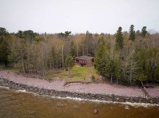 218 Eagles Nest Rd, Marquette, MI 49855
