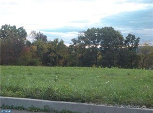 3 Jade Ln, Hereford, PA 18056