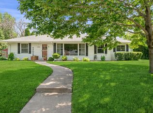 2900 Perry Ave N, Golden Valley, MN 55422