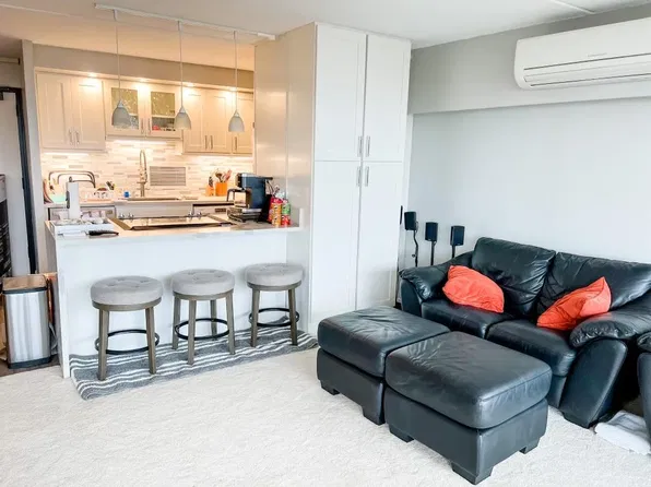 2333 Kapiolani Blvd APT 2511, Honolulu, HI 96826