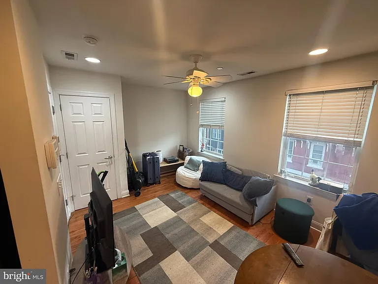 2015 N Carlisle St #3 — Photo 2