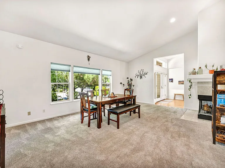 14220 W Windriver Ln — Photo 23