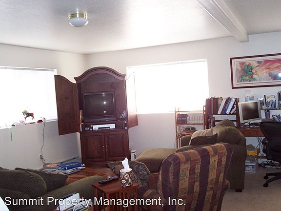 3rd image of 1325 Milton St #B