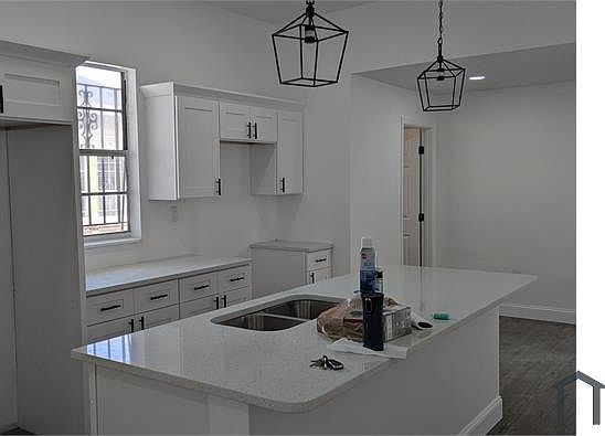 3rd image of 1404 E 22nd Ave