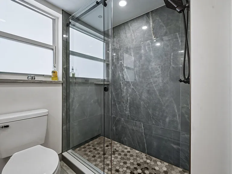 4015 W Palm Aire Dr #1001 — Photo 23