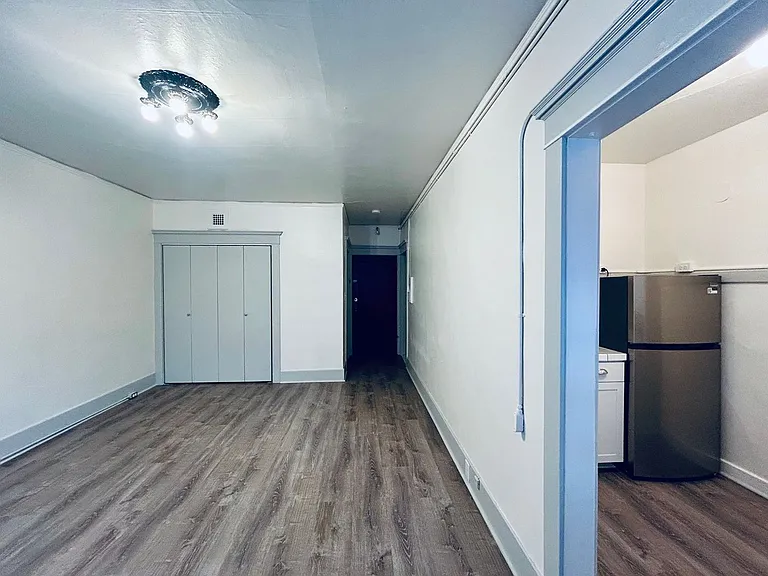 207 Yakima St — Photo 5