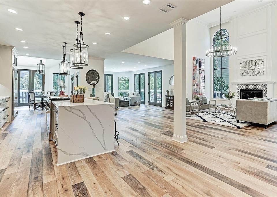 1st image of 9141 Briar Forest Dr