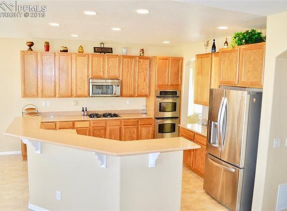5th image of 8838 Royal Melbourne Cir