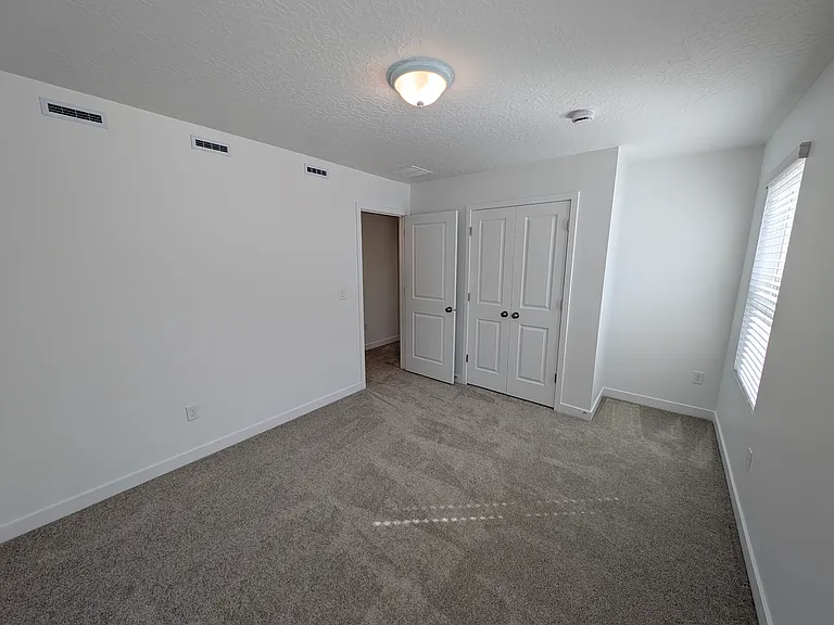 1578 W Viola Ln — Photo 31