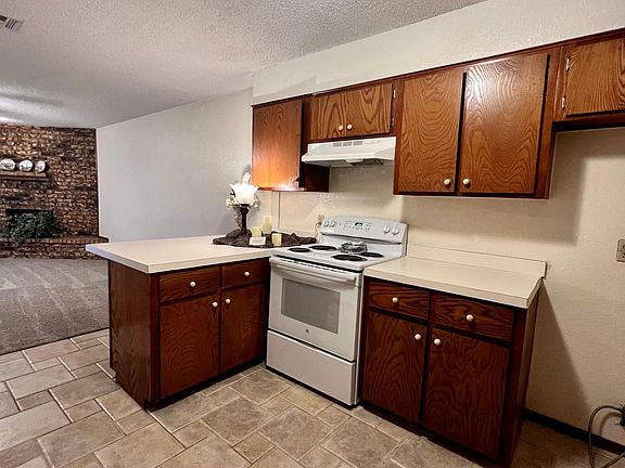 5th image of 345 SW 92nd St #345
