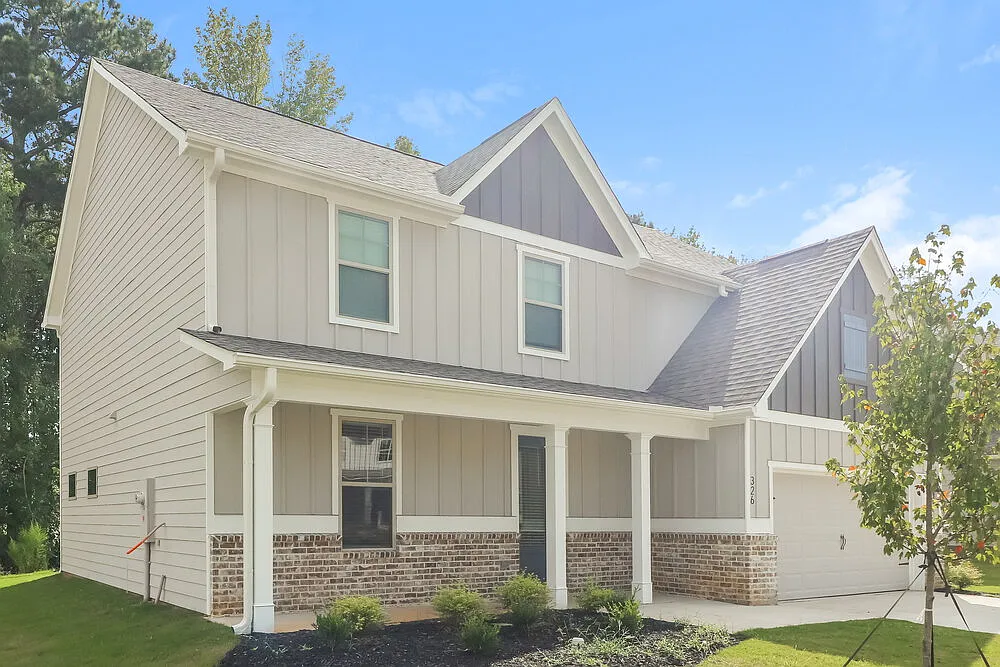 5 bed, 2.5 bath, 2623 sqft, $2,495 — Photo 4