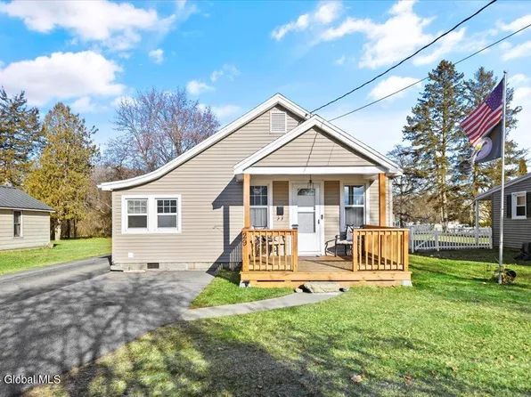 29 Ferry Boulevard, South Glens Falls, NY 12803