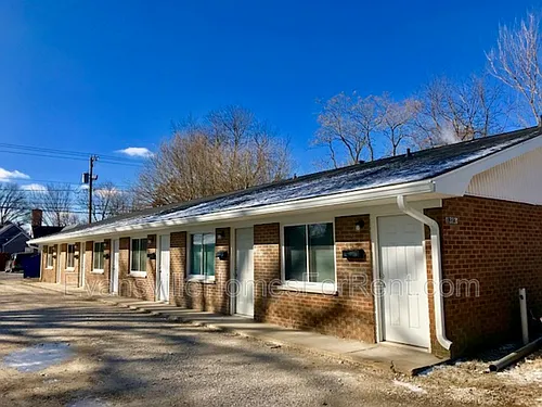 1323 Olive St #F Photo 1