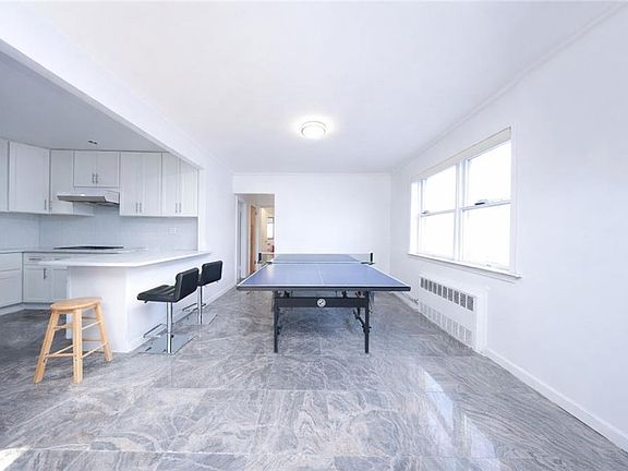 5th image of 933 56th St