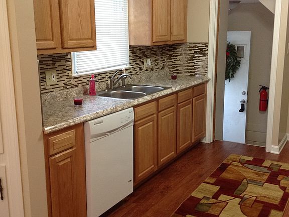 3rd image of 8311 Oxford Dr