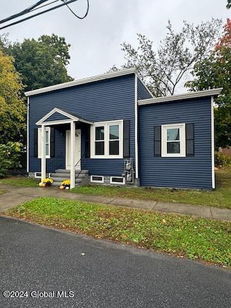 2nd image of 173 Maple Street