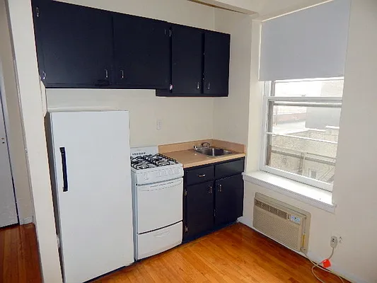 Rented by Citi Habitats | media 6